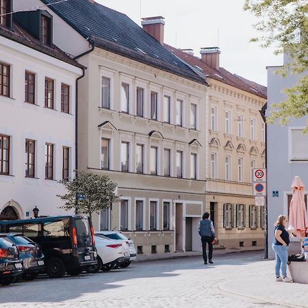 Lumen Homes - Altstadt-Studio Direkt Im Zentrum, Kueche, Netflix, Oeffentlicher Parkplatz Ums Eck อินโกลชตัดต์ ภายนอก รูปภาพ