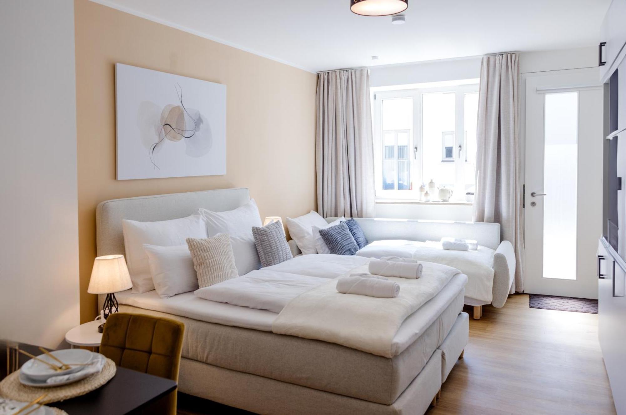 Lumen Homes - Altstadt-Studio Direkt Im Zentrum, Kueche, Netflix, Oeffentlicher Parkplatz Ums Eck อินโกลชตัดต์ ภายนอก รูปภาพ