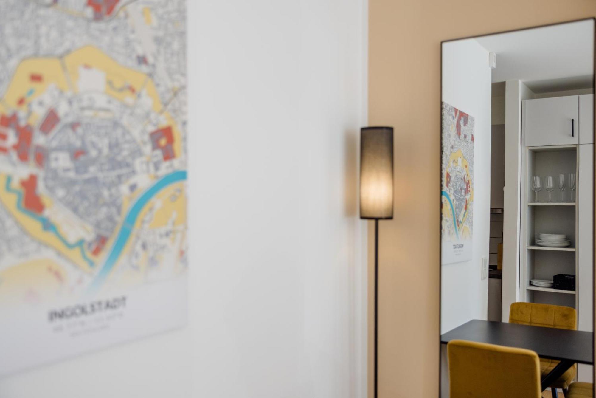 Lumen Homes - Altstadt-Studio Direkt Im Zentrum, Kueche, Netflix, Oeffentlicher Parkplatz Ums Eck อินโกลชตัดต์ ภายนอก รูปภาพ