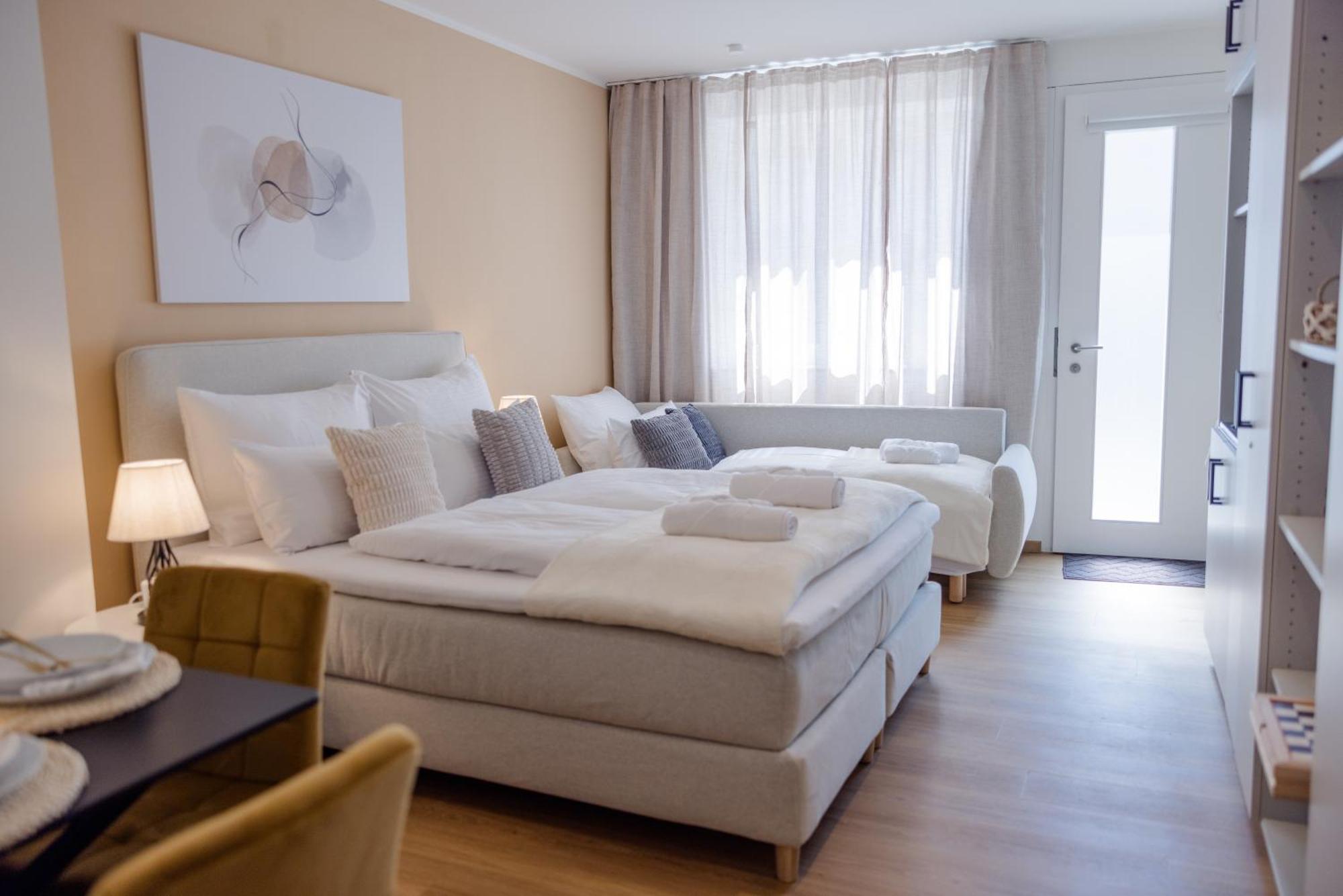 Lumen Homes - Altstadt-Studio Direkt Im Zentrum, Kueche, Netflix, Oeffentlicher Parkplatz Ums Eck อินโกลชตัดต์ ภายนอก รูปภาพ