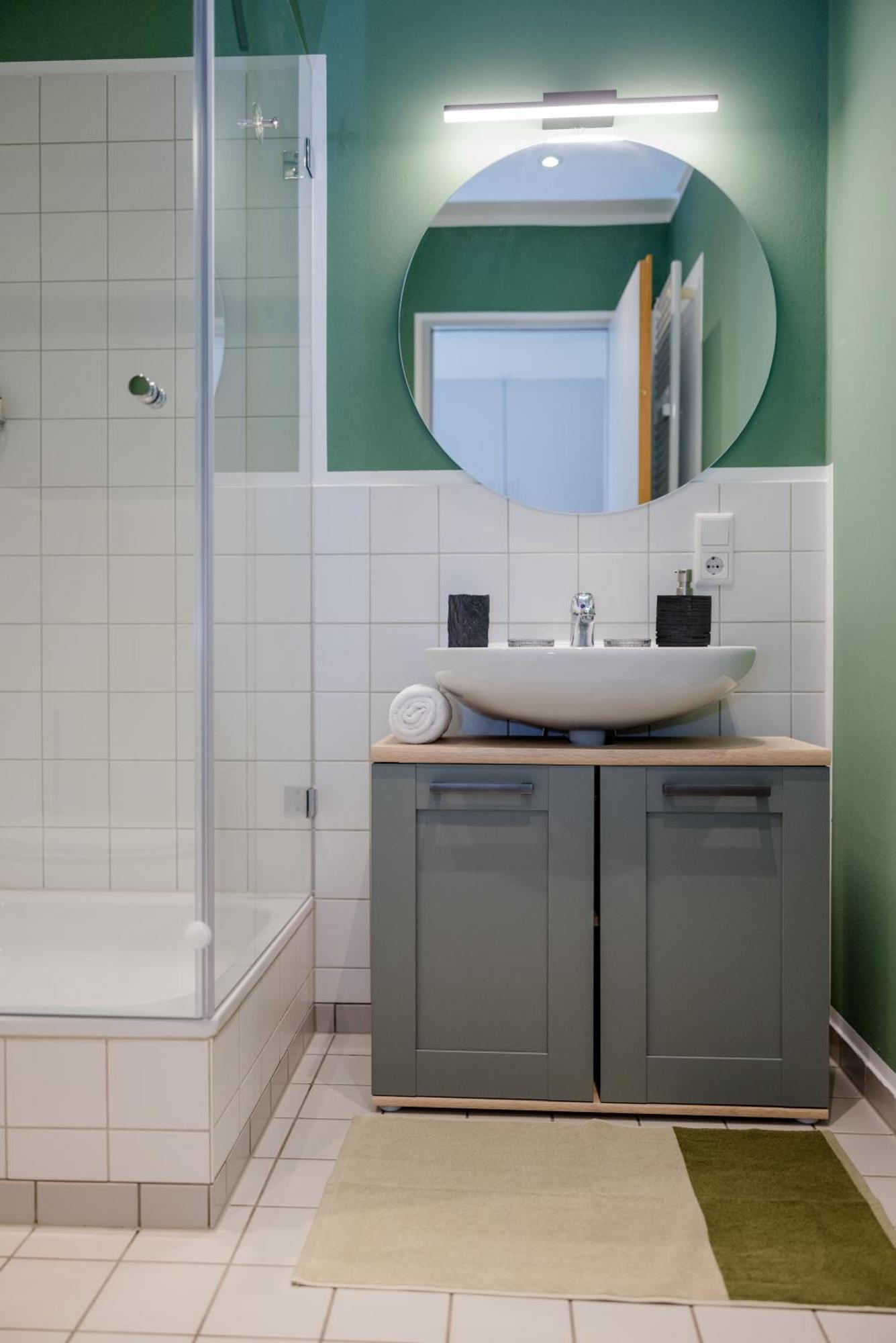 Lumen Homes - Altstadt-Studio Direkt Im Zentrum, Kueche, Netflix, Oeffentlicher Parkplatz Ums Eck อินโกลชตัดต์ ภายนอก รูปภาพ