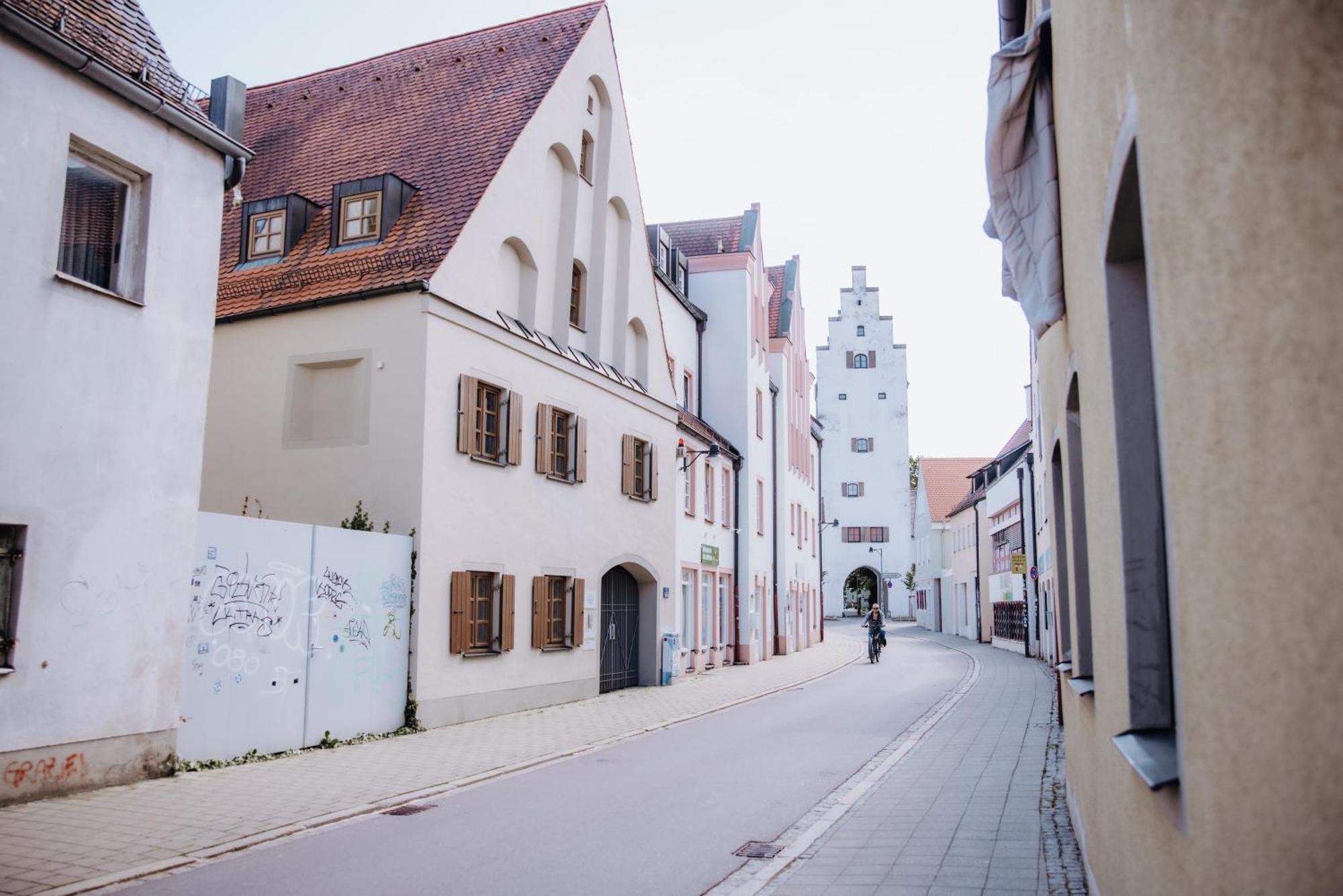 Lumen Homes - Altstadt-Studio Direkt Im Zentrum, Kueche, Netflix, Oeffentlicher Parkplatz Ums Eck อินโกลชตัดต์ ภายนอก รูปภาพ